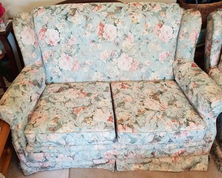 Floral couch 2x 2 seaters and single seat
