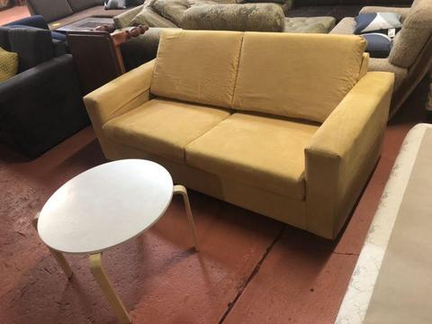 (Free delivery)2.5 seater in good used condition