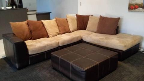 York lounge suite with large ottoman