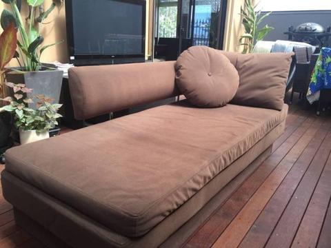 Daybed/ Sofa bed