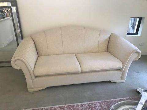 Harvey Norman 2.5 seater plus 2 armchairs $150