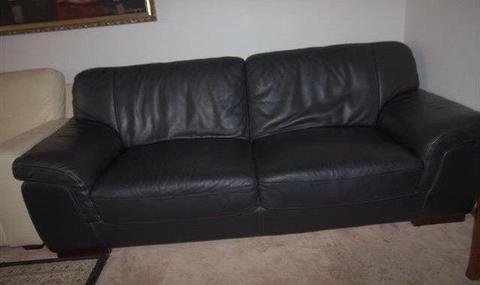 Genuine Leather 3 seater black couch Pakenham Vic