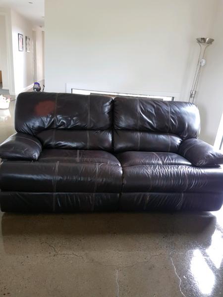 Couches/ Recliners (4)