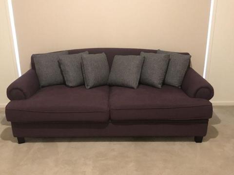 Brosa Purple Lounge - 3 Person