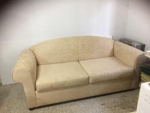 2.5 seat sofa bed. Freedom brand