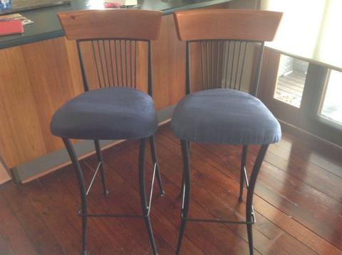 Kitchen bar stools