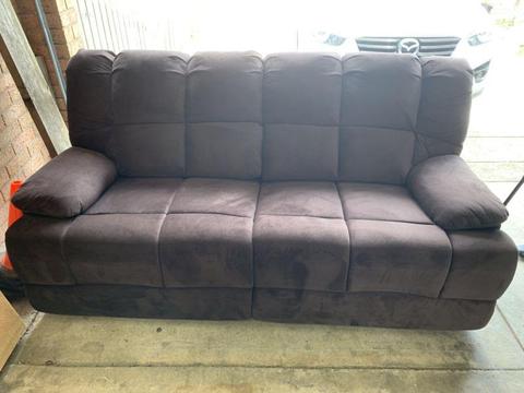 3 SEATER SOFA WITH RECLINERS