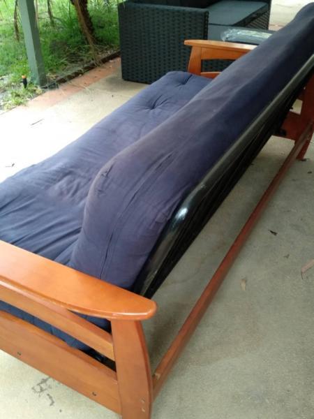 Queen size futon sofa/bed