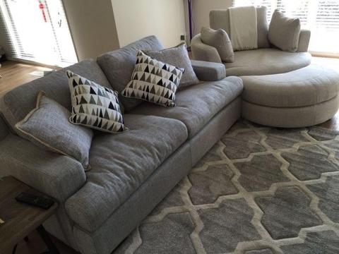 Plush 2.5seater couch