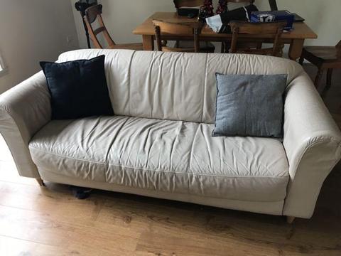 2no 2.5 Seater White Leather Couches