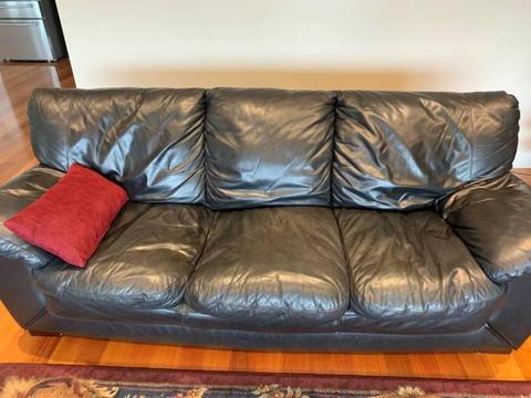Black Leather Lounge 2 x 3 Seater
