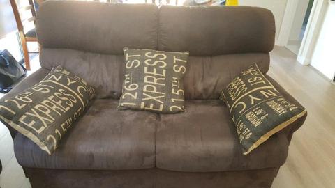 Want to sell Sofas for $400
