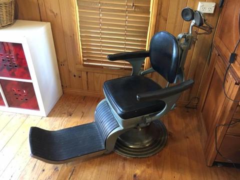 Dentist chair retro seat