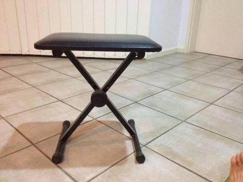 Piano stool in excellent condition. FOR QUICK SALE