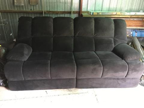 Recliner 3 seater couch