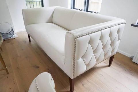 Classic Italian Leather Sofa, 2 Sofa Chairs, Coffee Table