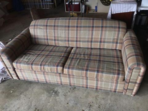 2 Seater Pull Out Sofa