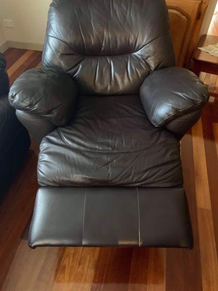 X2 recliner couch's