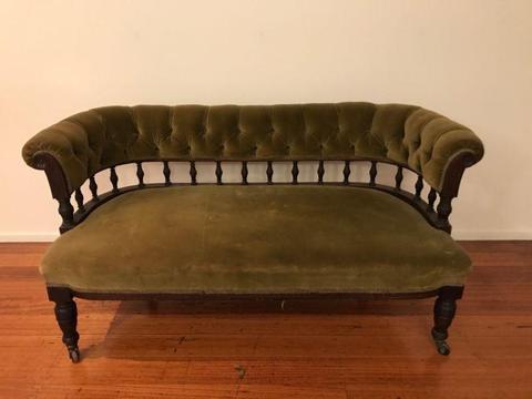 Victorian 2 seater lounge chaise - vintage