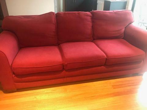 Very Comfortable 2 & 3 Seater Couches!