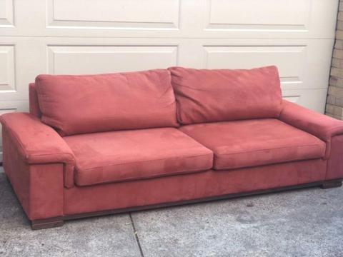Freedom furniture sofa/couch (moving house sale)