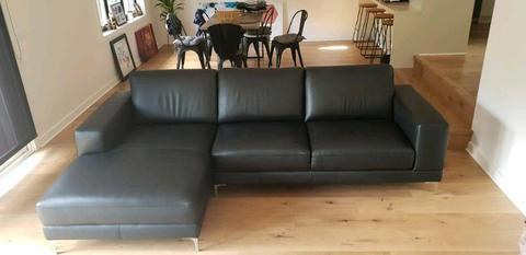 3 seater Leather couch