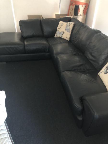 Black Leather Couch 5 Seater L-Shape