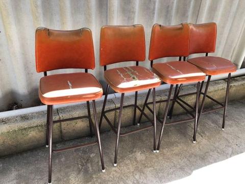 4 vintage bar stools, breakfast bar stools 4 for $50