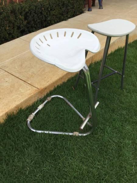 2 stools for $20 metal bases and plastic seats NOT selling sepa