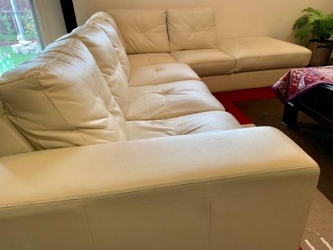 5 seater sofa with extension in great condition