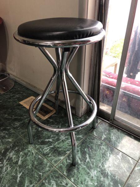 Bar stool