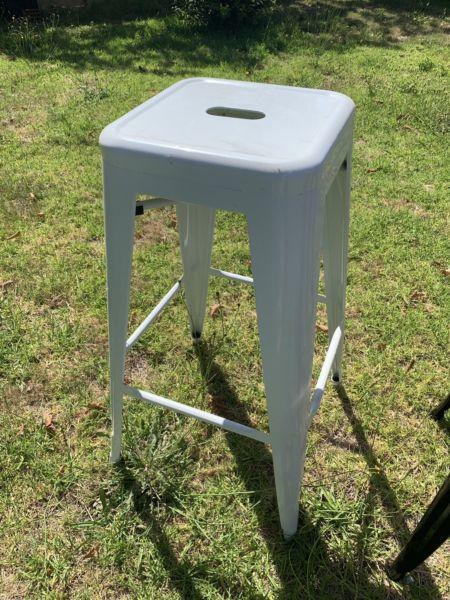 4 x white stools for sale !