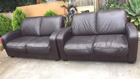 black leather 2x 2.5 seater sofa . this sofa is in good conditi