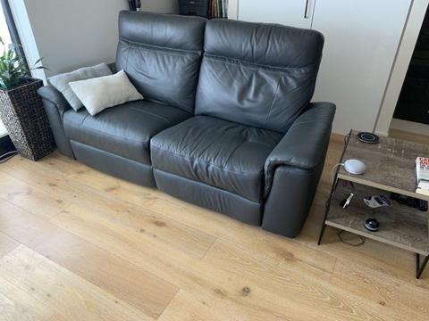 2.5 seater electric recliner lounge in dark grey leather