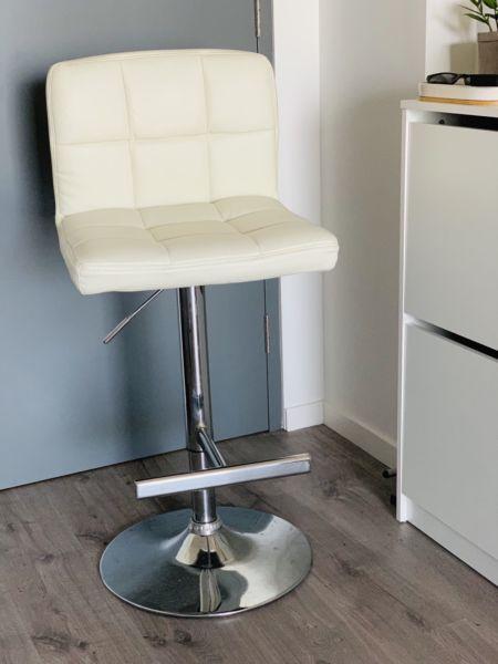 PU Leather Bar Stool (4 available)