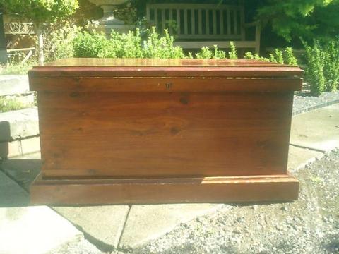 LARGE Cherry Colour Solid Timber Blanket Box / Chest / Trunk