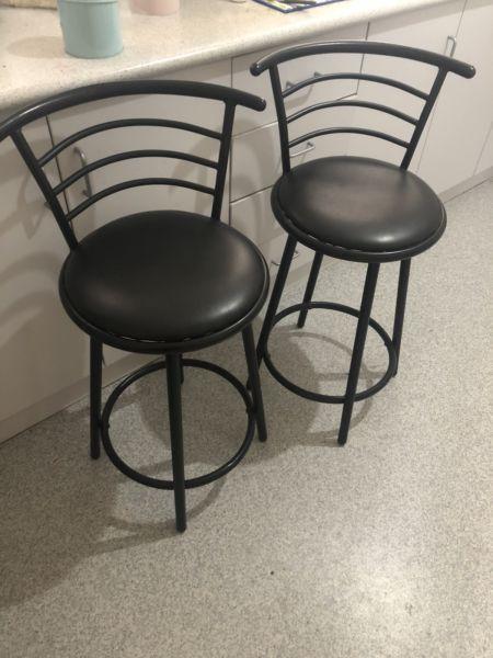 Zeta bar stools