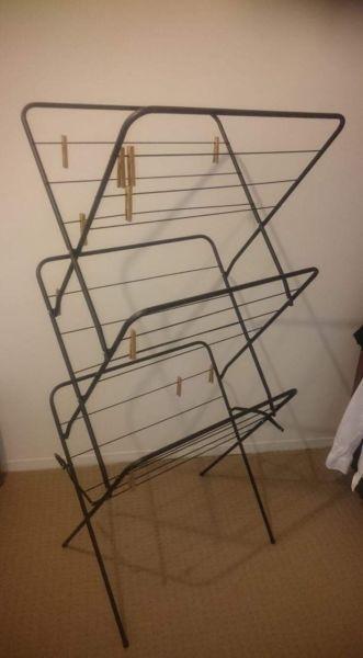 Clothes drying / hanging rack