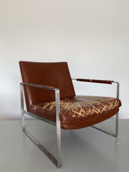 Modern classic chair