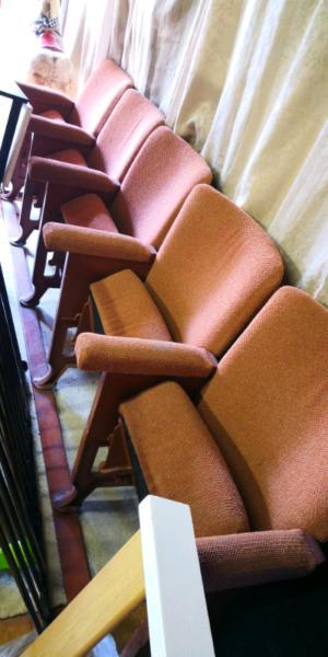 Theatre chairs x2