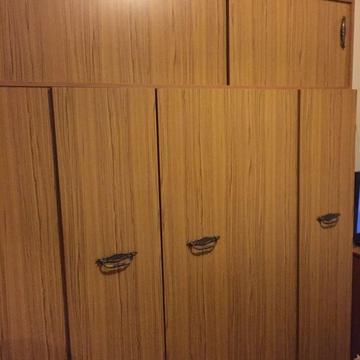 Wardrobes & chest of drawers x2