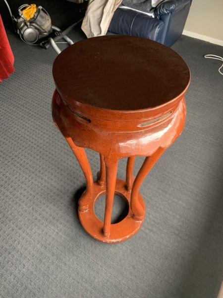 Solid wood wash stand