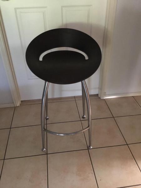 3 bar stools, stylish