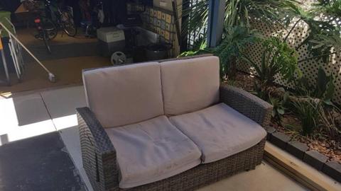 Wicker day bed/couch