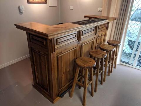 Wooden/Timber Bar w/ 4 Stools
