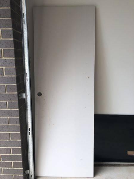 Free Internal Door (204/72 cm)