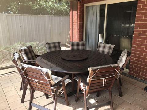 Outdoor Round Table and Chair Setting