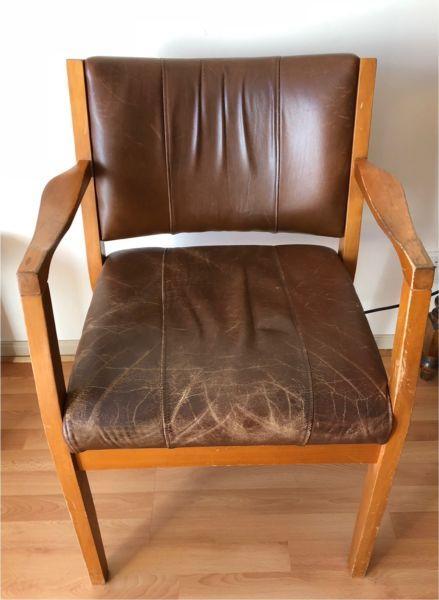 Leather Upholstered Casual Chair
