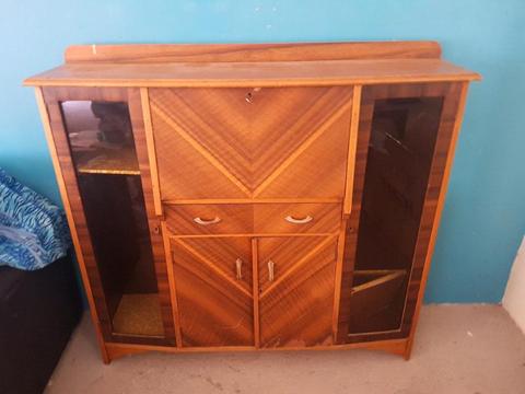 Side cupboard/hutch desk with display cabinets