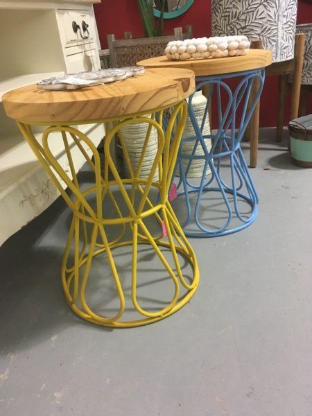 Stools/side table